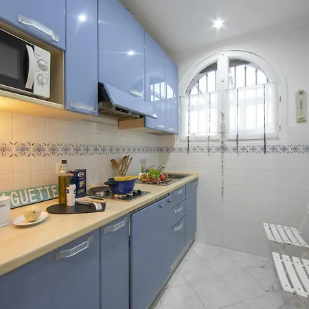 Daire Montlilin Sea View - Happy Villefranche-sur-Mer